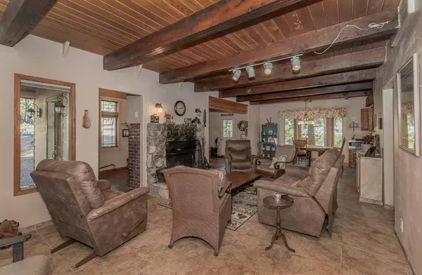 42588 Rock Ledge Road, Shaver Lake, CA 93664