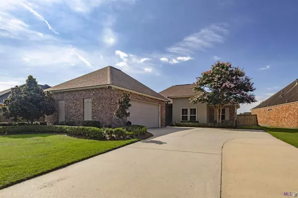 10516 HILL POINTE AVE, Baton Rouge, LA 70810