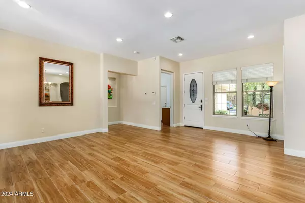 2944 E LINDA Lane, Gilbert, AZ 85234