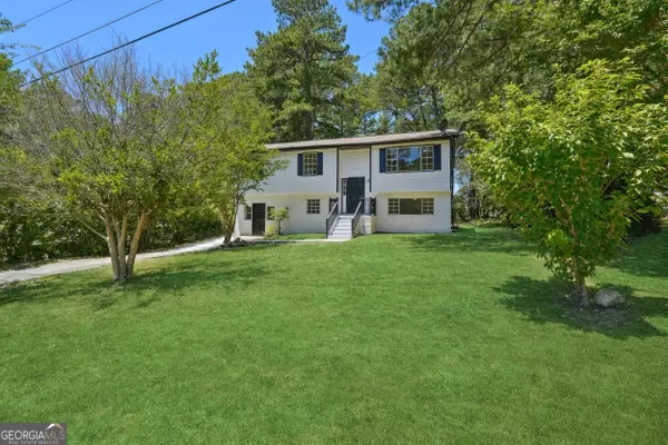 150 Rockfort CT, Atlanta, GA 30349