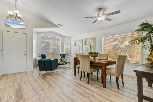 681 E GAIL Drive, Chandler, AZ 85225