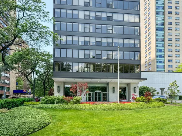 3150 N Lake Shore DR #33C, Chicago, IL 60657