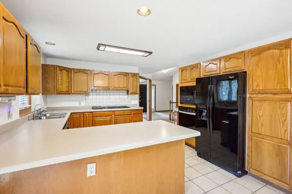 401 St Andrews Court, Waunakee, WI 53597