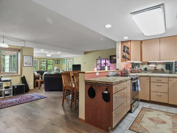 17 Maple Wood Lane #101, Madison, WI 53704