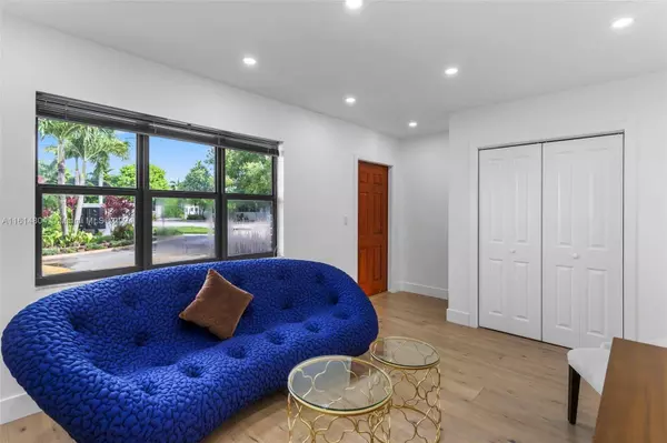 6667 Miller Dr #37, South Miami, FL 33155