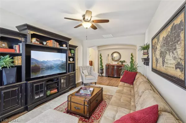 7370 Southern Magnolia Street, Las Vegas, NV 89149