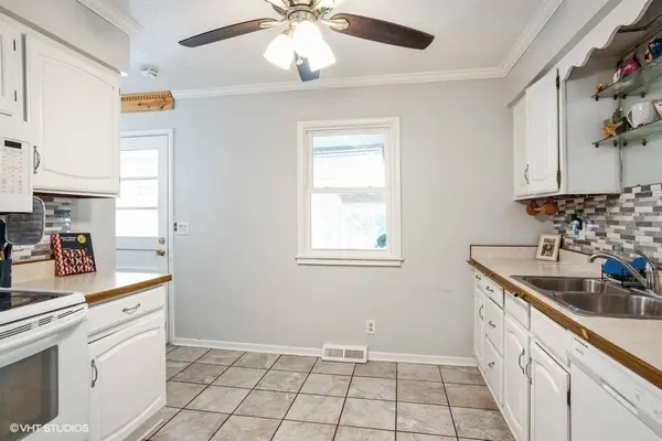 3400 Fairlane Drive, Des Moines, IA 50315