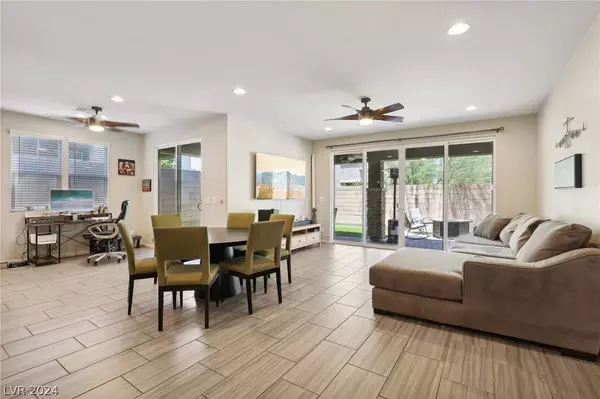 10152 Skye Run Avenue, Las Vegas, NV 89166