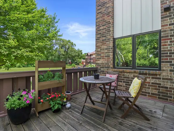 17 Maple Wood Lane #101, Madison, WI 53704