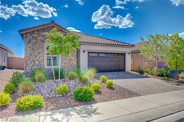 305 Crescent Verse Street, Henderson, NV 89015