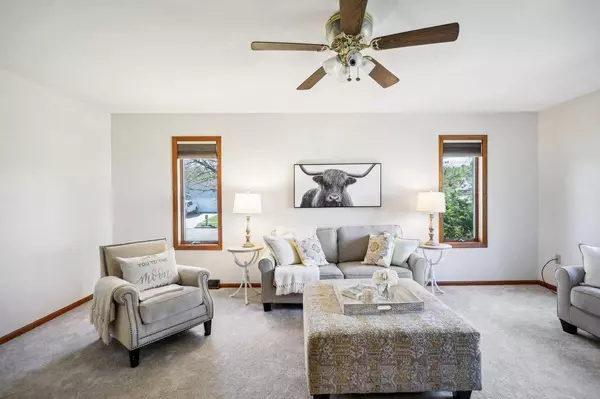 401 St Andrews Court, Waunakee, WI 53597