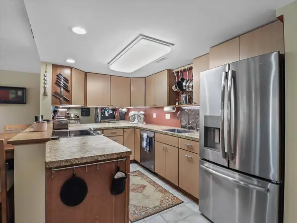 17 Maple Wood Lane #101, Madison, WI 53704