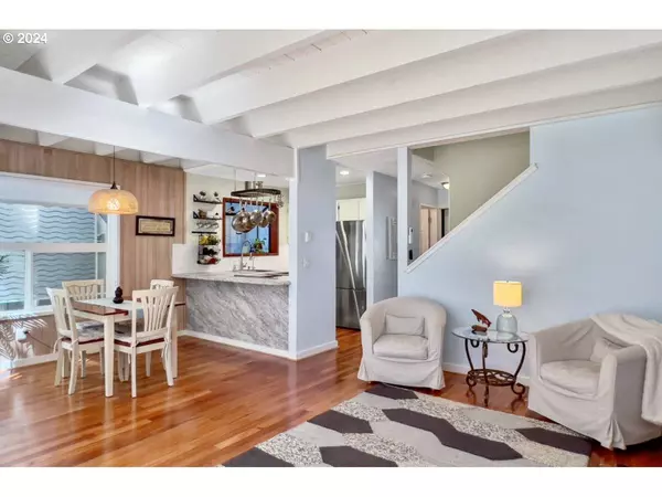 1286 SW MEADOW LN #6, Depoe Bay, OR 97341