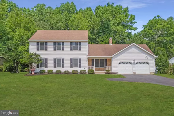 14 TAUNTON RD, Medford, NJ 08055