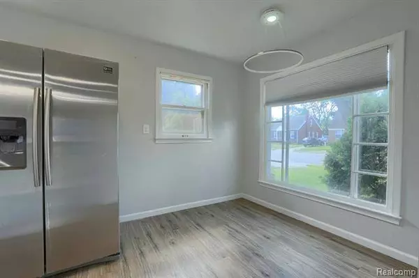 15533 STEPHENS Drive, Eastpointe, MI 48021