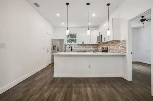 4209 E CAYUGA ST, Tampa, FL 33610