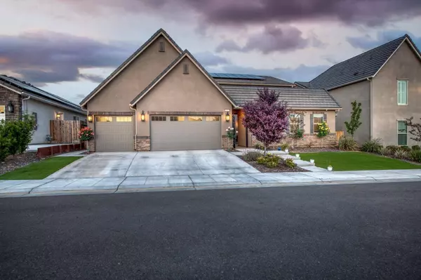 353 Sentinel Drive, Madera, CA 93636