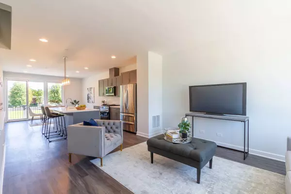 1193 Shermer RD, Northbrook, IL 60062