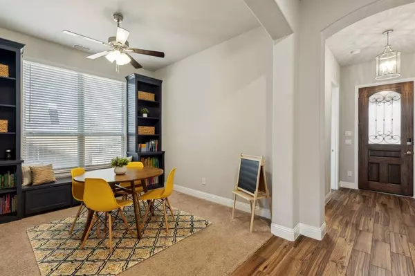 2810 Long Slope Road, Arlington, TX 76001