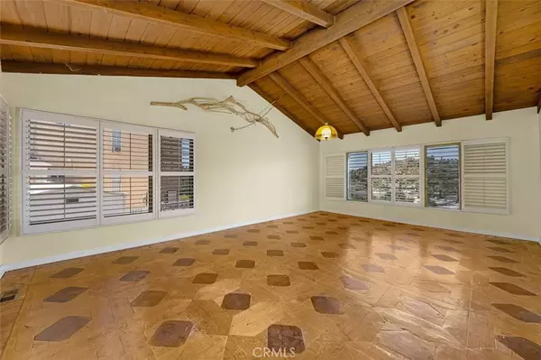 3700 Helix ST, Spring Valley, CA 91977