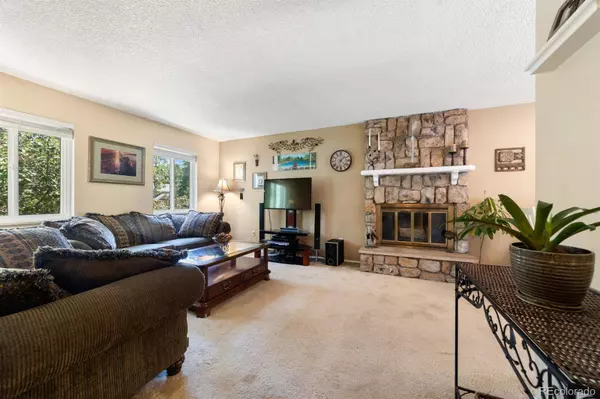 1553 S Tucson ST, Aurora, CO 80012