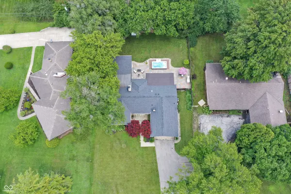 7355 Spring Mill RD, Indianapolis, IN 46260