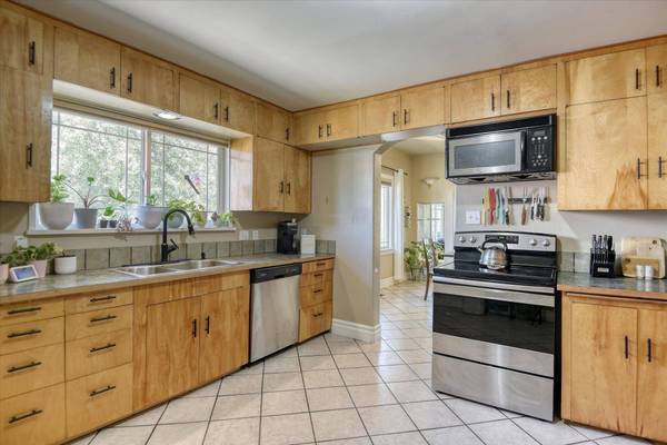 627 W Gordon Ave, Spokane, WA 99205