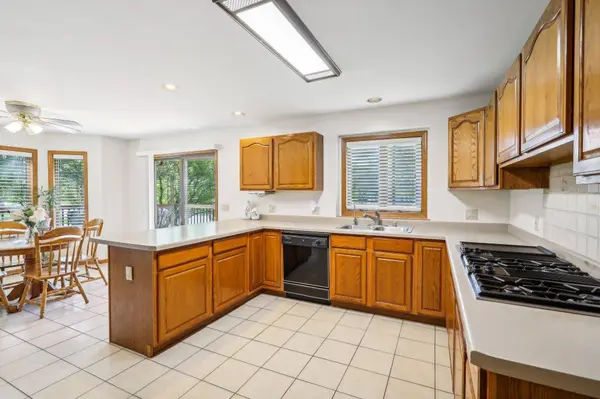 401 St Andrews Court, Waunakee, WI 53597