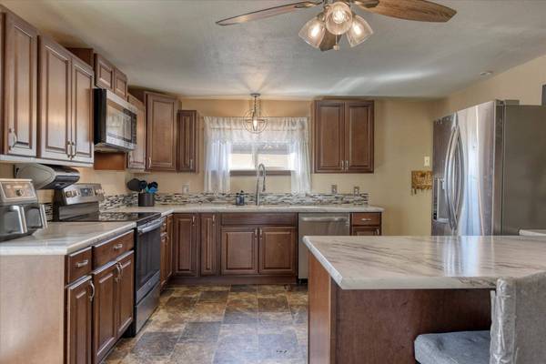 802 1st St, Davenport, WA 99122