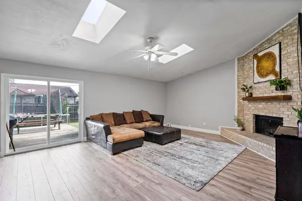 3503 Solano Court, Arlington, TX 76017