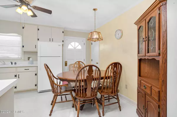 5634 Gardners School Road, Elm City, NC 27822