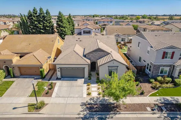 565 Lentini WAY, Sacramento, CA 95834