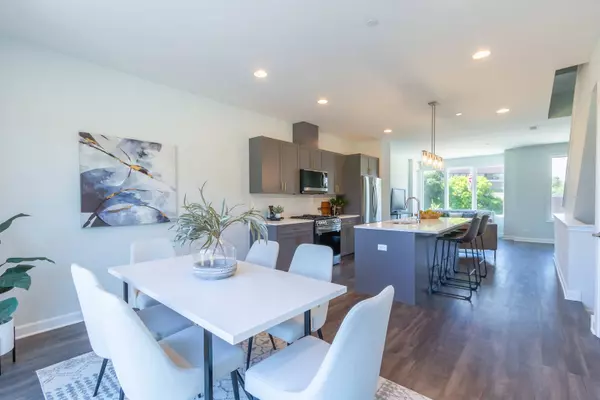 1193 Shermer RD, Northbrook, IL 60062