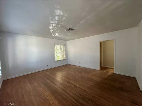 18819 Wyandotte ST, Reseda, CA 91335