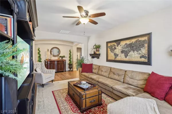 7370 Southern Magnolia Street, Las Vegas, NV 89149