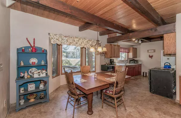 42588 Rock Ledge Road, Shaver Lake, CA 93664