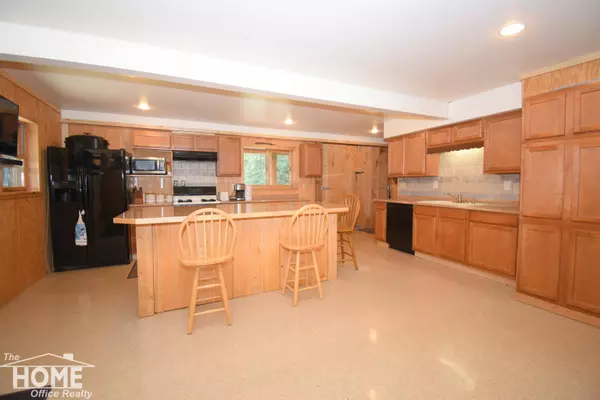 3635 S Friegel Road, Owosso, MI 48867