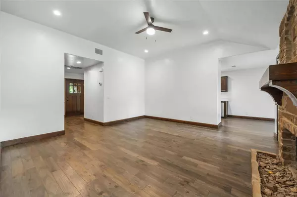 11600 Maybach DR, Del Valle, TX 78617