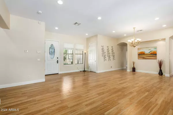 2944 E LINDA Lane, Gilbert, AZ 85234