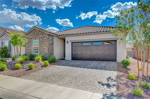 305 Crescent Verse Street, Henderson, NV 89015