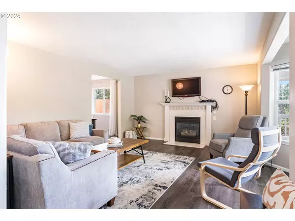 1054 S 69TH ST, Springfield, OR 97478