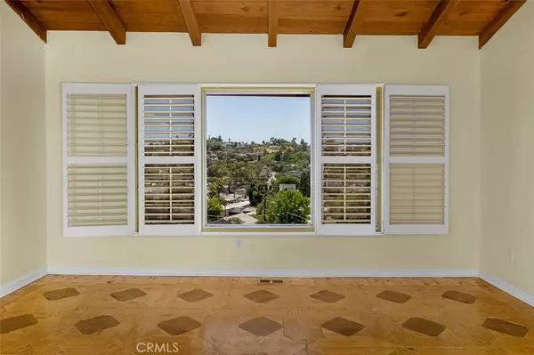 3700 Helix ST, Spring Valley, CA 91977