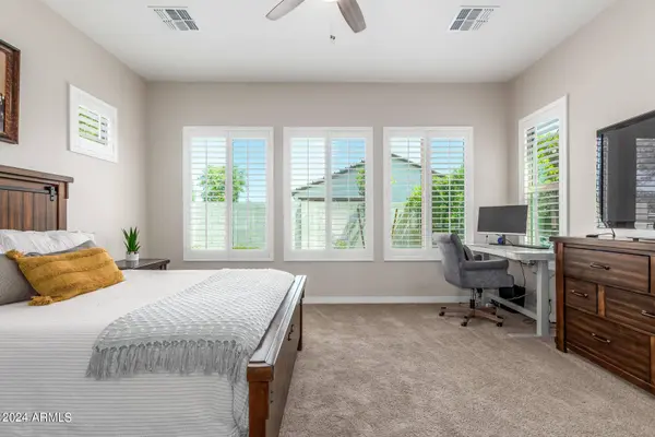 14392 W WINDROSE Drive, Surprise, AZ 85379