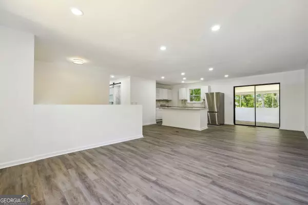 150 Rockfort CT, Atlanta, GA 30349