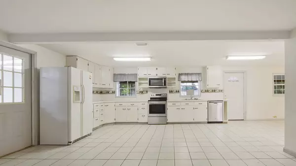 10148 NW 1St Street, Bristol, FL 32321