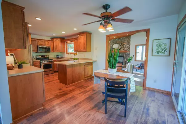 2138 Native Place, Cottage Grove, WI 53527