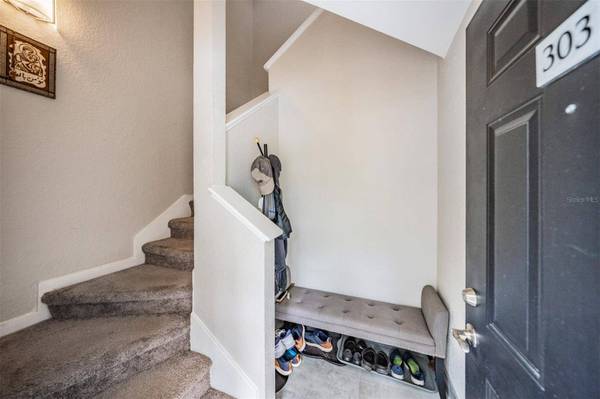 3275 HAVILAND CT #303, Palm Harbor, FL 34684