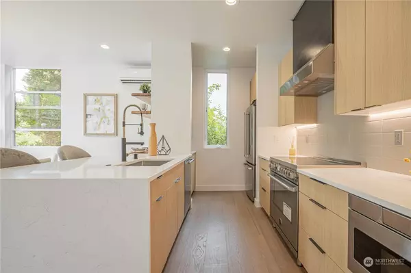 3606 35th AVE W, Seattle, WA 98199