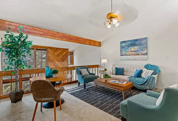 1580 Camino Redondo, Los Alamos, NM 87544