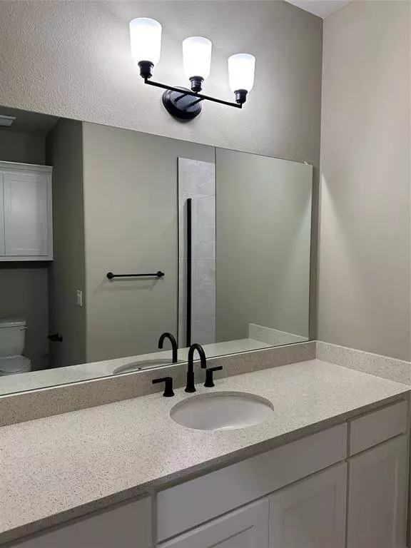 802 Alamo Lane, Garland, TX 75040